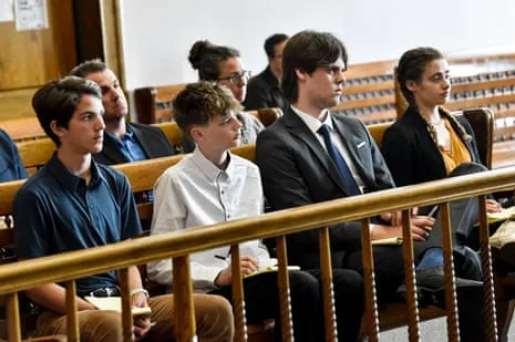 Young Climate Activists Confront Presidential Executive Orders in US Court